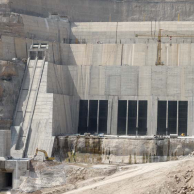 دیرگیر-بتن-بایا